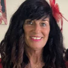 Can someone tell me when The Perryhill Tavern shut. It's all boarded up