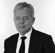 Brian Spiro's Instagram, Twitter & Facebook