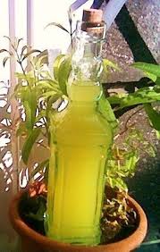 Recette De Limoncello Maison La Recette Facile Recette Limoncello Maison Limoncello Recette Limoncello