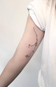 92 Lovely Tattoos By Hongdam Thetatt Waist Tattoos Tattoos Korean Tattoos
