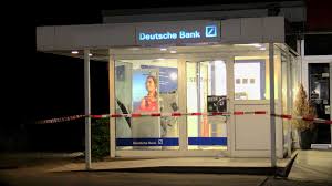 Deutsche bank geldautomat filiale hauptmarkt 7: Unbekannte Sprengen Geldautomat In Ratingen
