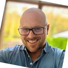 Dave Abraham's Instagram, Twitter & Facebook