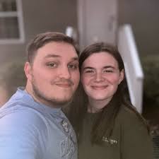 Crowd is dead tonight…