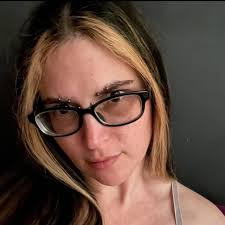 Stefanie Howard (@srisk513) • Threads, Say more