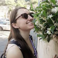 Shannon Reinhart's Instagram, Twitter & Facebook