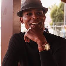 Vince Harrington's Instagram, Twitter & Facebook