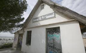 Check spelling or type a new query. El Ayuntamiento De Valencia Estudia Restaurar La Barraca De La Albufera Que Piden Los Pescadores Las Provincias
