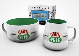 A jóbarátok (eredeti címén friends) amerikai televíziós filmsorozat, amely tíz éven keresztül futott a televízióban. Jobaratok Central Perk Cappuccino Bogre