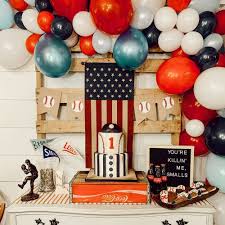 Baby shower, gender reveal, baseball, bow, sprinkle party. Catch My Party On Twitter Check Out This Amazing Vintage Baseball Themed 1st Birthday Party You Are So Going To Love The Cookies Https T Co Qwpgp62kzt Catchmyparty Partyideas Vintagebaseballparty Baseball Baseballparty Boy1stbirthday Https