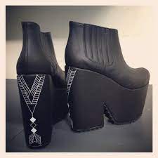 Sofía sarkany formó una marca propia, más allá de su papá, con la que marcó la moda argentina. Sofia Sarkany Me Too Shoes Boots Shoe Collection