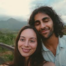 Chelsea Putnam's Instagram, Twitter & Facebook