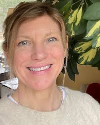 Michelle Mccomb's Instagram, Twitter & Facebook