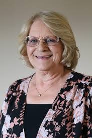 Heidi Beaver's Instagram, Twitter & Facebook