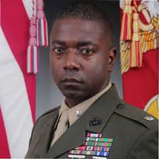 Just finished up some business in Boston with a special client, and now  grabbing lunch in Haaaaavard Yaaaard.