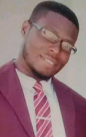 Micro Crédit National se yon patnè finansye solid natif natal ki pap janm  lage w. Lap toujou kanpe bò kote w, ou te mèt fèl konfyans. . .  #UnibankHaiti #FaisonsRouteEnsemble #microcréditnational