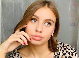 Check spelling or type a new query. Oliwia Bieniuk Zdala Mature Fanka Komentuje Chyba Ci Nie Poszlo Zobaczymy W Lipcu Corka Przybylskiej Ironicznie Odpowiedziala Jej