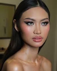 𝙈𝙖𝙪𝙧𝙚𝙚𝙣 𝙀𝙨𝙩𝙧𝙖𝙙𝙖 CEO of @nuwhiteofficial A pleasure to do the  makeup of the woman behind @nuwhiteofficial , Miss @mai_glow ✨🩷 Product  Highlight: Base: @fresh_philippines Tomato Toner, @bskinph @bskin_asia  Vita-Advancd DayCream Primer ...