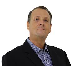 Michael Flora's Instagram, Twitter & Facebook