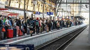 Heute Zugausfalle Wegen Streik Das Mussen Bahnreisende Wissen Wirtschaft Nordbayern