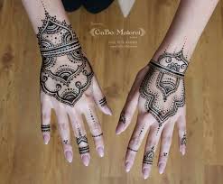 henna tattoo berlin neukolln cabomalerei hennaberlin hand natural mehndi mehandi bodyart bodypainting henna hand tattoo hand tattoos henna tattoo