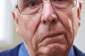 Tratamentul de urgenta pentru accident vascular cerebral hemoragic se concentreaza pe controlul extinderii hemoragiei si reducerea presiunii. Accident Vascular Cerebral Recunoaste Simptomele Si AflÄƒ Cum Te PoÅ£i Feri De Un Atac Cerebral