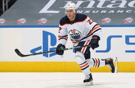 Nhl, the nhl shield, the word mark and image of the stanley cup and nhl conference logos are registered trademarks of the. Edmonton Oilers Vs Jets Lineups Streaming Tv More