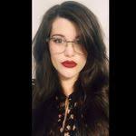 Amanda Bruff's Instagram, Twitter & Facebook