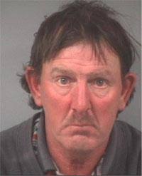 Police hunt arsonist let out of prison by accident