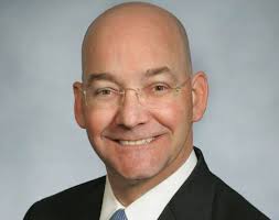 Mark Girard's Instagram, Twitter & Facebook