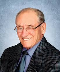 Angela Harnois's Instagram, Twitter & Facebook