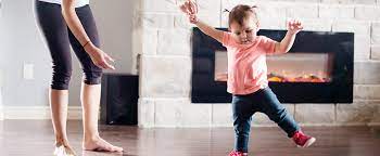 Gehört ihr schatz zu den kindern, die noch mit hilfe von ihnen. Baby Laufen Lernen Ab Wann Babys Laufen Lernen Wie Fordern