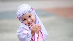 Kolase berasal dari kata dalam bahasa prancis coller yang berarti merekatkan dengan lem dan merupakan cara yang menyenangkan untuk bereksperimen dengan bermacam macam bahan agar mendapatkan hasil akhir yang menakjubkan. Doa Sebelum Dan Sesudah Belajar Yuk Ajari Anak Kumparan Com