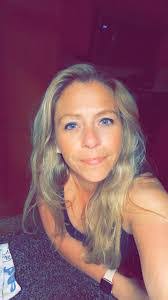 Shannon Catron's Instagram, Twitter & Facebook