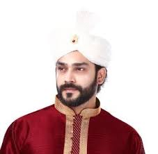 Indou — indou, oue → hindou indou, oue ɛ̃du adj. Chapeau Indien Blanc Boutique Indienne En Ligne Vetements Indiens Bijoux Bollywood Fashion