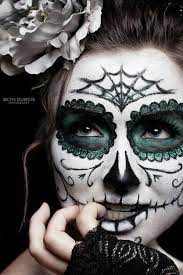 Amosfun tag der toten masken skeleton halbmaske zucker schädel diy maske mexikanische fiesta halloween fancy dress up kostüm zubehör. Dia De Los Muertos Tag Der Toten Schminkgesichter Tag Der Toten Kostum