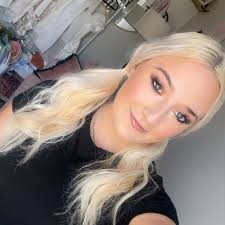 Victoria Riley (@toririleyy) • Instagram photos and videos