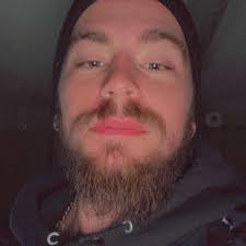 How to complete the mission to get the first secret chest in Destiny 2?