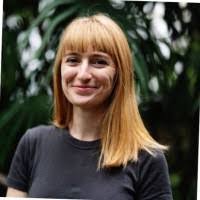 Estelle Cruz's Instagram, Twitter & Facebook