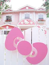 Hello Kitty House In Taiwan Hello Kitty House Hello Kitty Hello Kitty Items