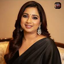 Timeless in Black 🖤 #shreyaghoshal