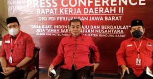 84 просмотра 2 года назад. Buka Rakerda Ii Dpd Jabar Sukur Targetkan Banteng Menang Kembali Di 2024