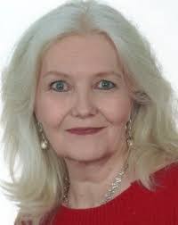 Nicole Pope's Instagram, Twitter & Facebook