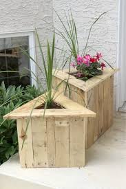 We asked around at local businesses — several were more than willing to get rid of old pallets they had lying around. 30 Best Diy Planter Box Ideas And Tutorials For 2021 Crazy Laura