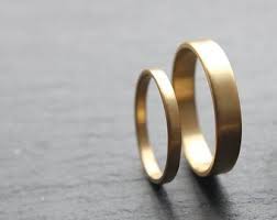 2mm 4mm Wedding Ring Set In Recycled 9ct Yellow Gold Flat Gold Wedding Band Sets Yellow Gold Wedding Band Sets Mens Wedding Rings