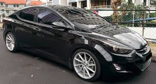 Modifizierte Hyundai Elantra 5 Generation Md Schwarze Limousine Mit Dunkler Elantra Hyundai Elantra Hyundai