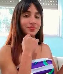 Lorena Novoa (@lolitouron)