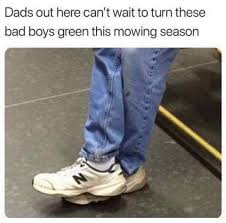 Midwest Vs Everybody On Twitter Midwestern Dads Anxious For Mowing Season