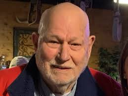 I just learned Peggy Cundiff passed away. She was the counselor at Indian  Creek and her husband is Coach Cundiff was boys gym teacher.