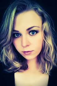 Jillian Thayer (@JilliWin)