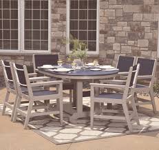 Choose the dining room table design that defines your family's style and character. Berlin Gardens Mayhew 6 Seat Oval Table Dining Set